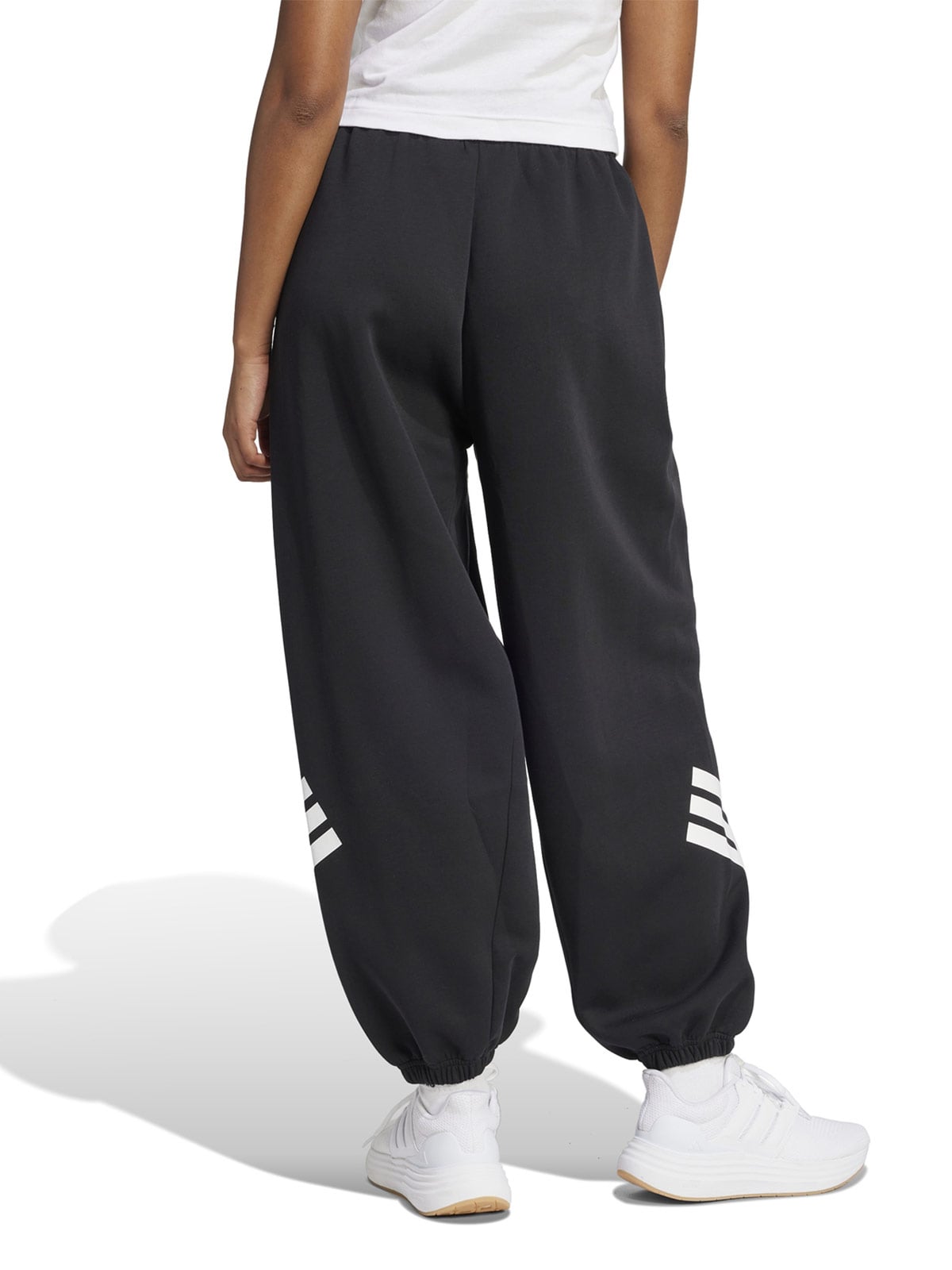 PANTALÓN TRAINING MUJER ADIDAS FUTURE ICONS THREE STRIPES PARACHUTE NEGRO - 2