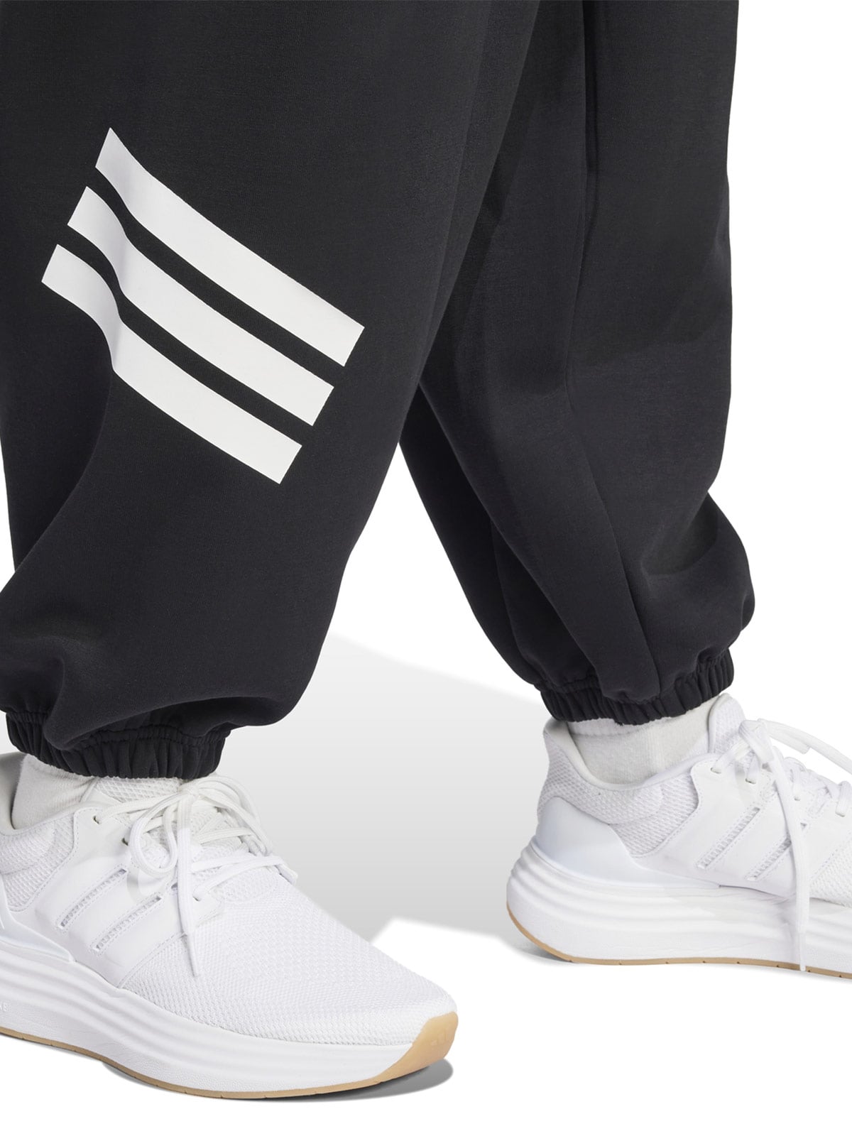 PANTALÓN TRAINING MUJER ADIDAS FUTURE ICONS THREE STRIPES PARACHUTE NEGRO - 4