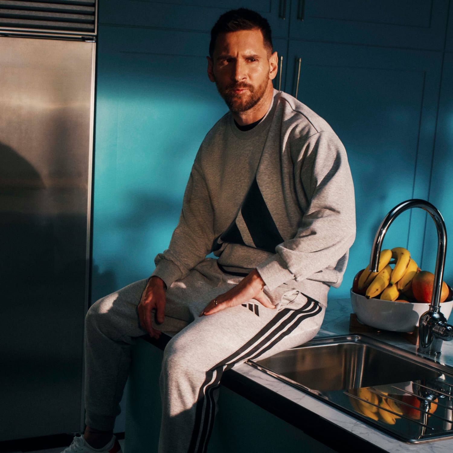 POLERA CREWNECK CASUAL HOMBRE ADIDAS ESSENTIALS - 6