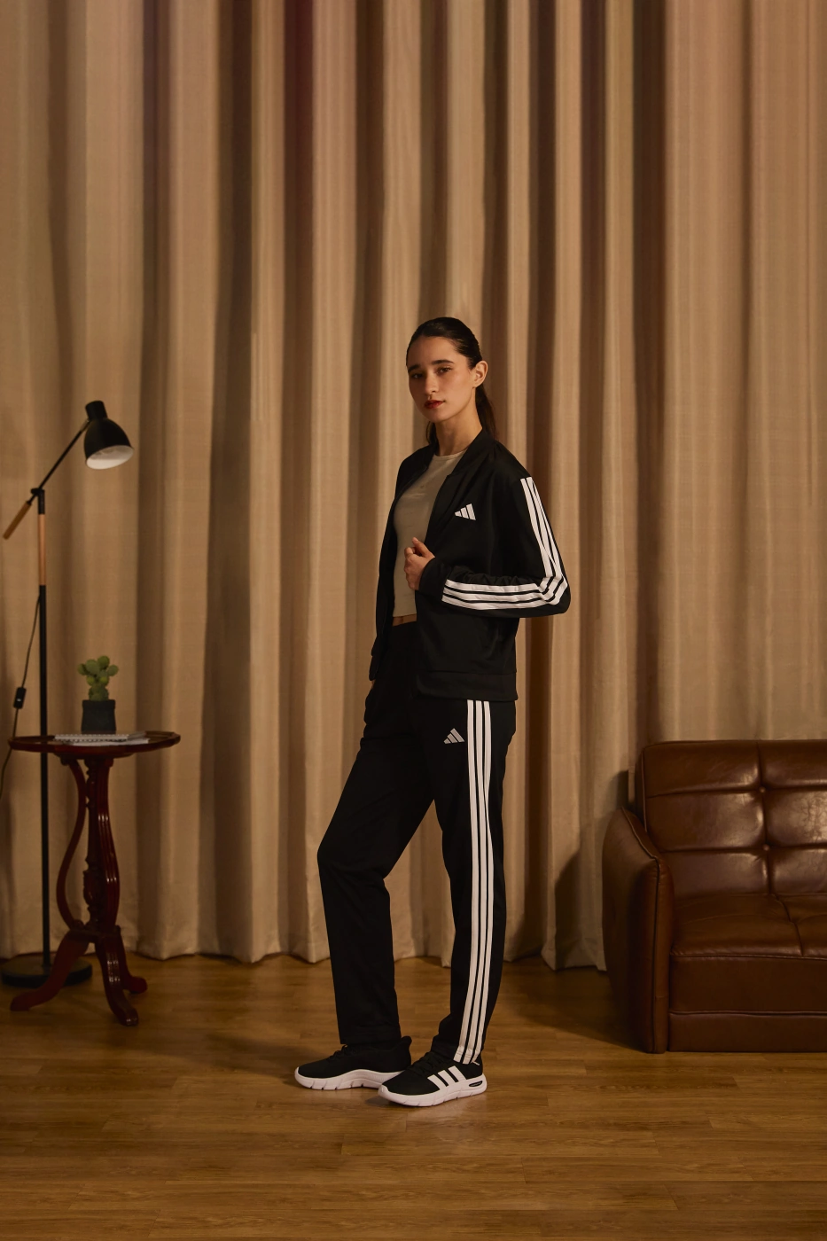BUZO CONJUNTO MUJER ADIDAS DEPORTIVO SEASONALS NEGRO - 4