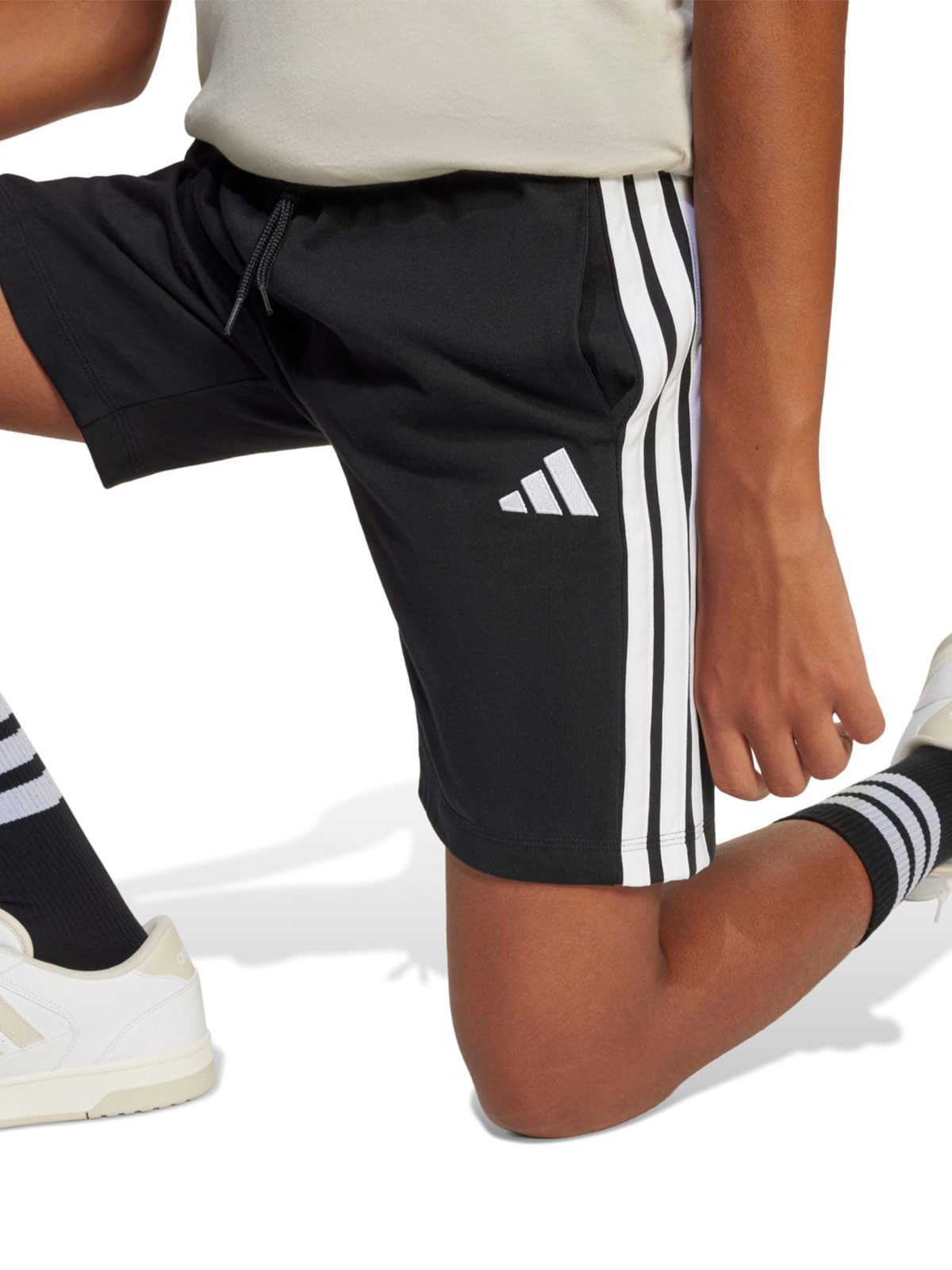 SHORTS URBANO NIÑO ADIDAS ESSENTIALS - 6