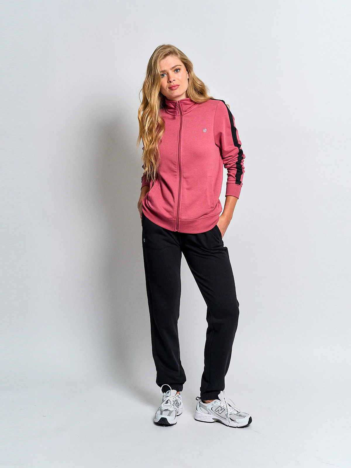 BUZO CONJUNTO DEPORTIVO MUJER REVUP CALU - 2