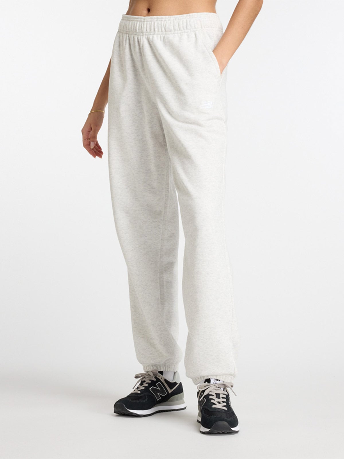 PANTALÓN BUZO MUJER NEW BALANCE JOGGER WP41500 - 1