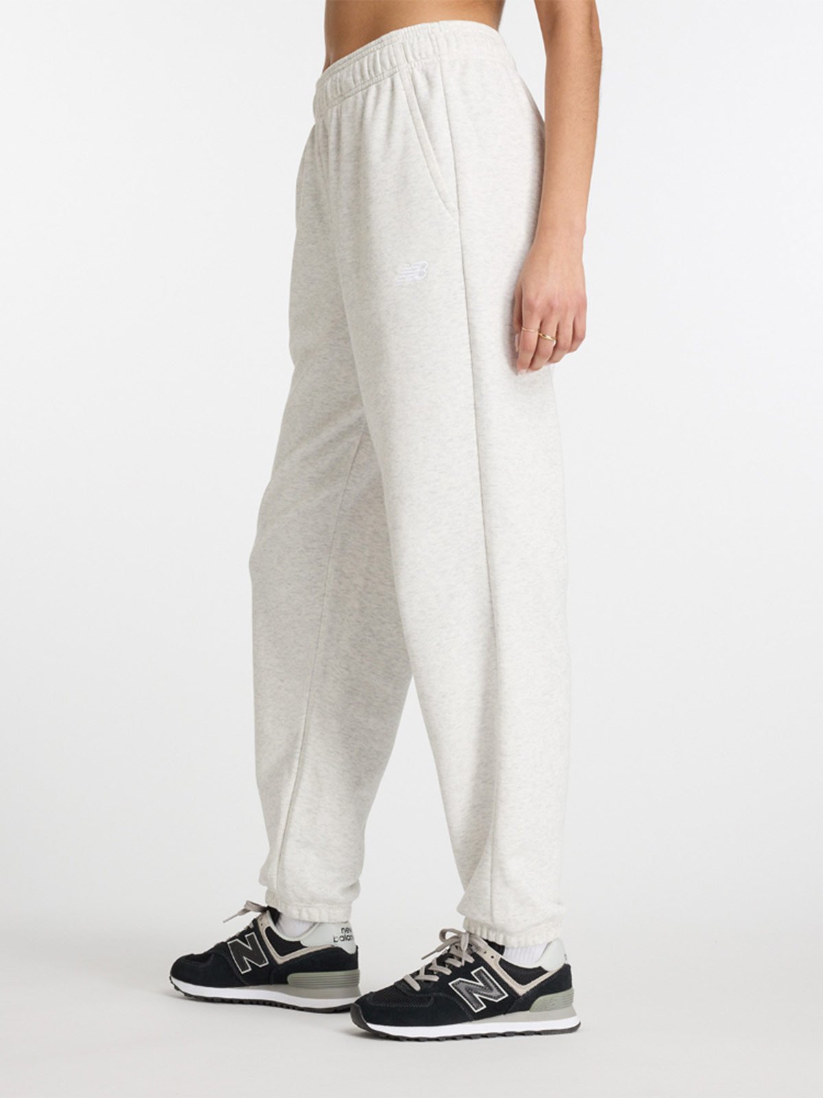 PANTALÓN BUZO MUJER NEW BALANCE JOGGER WP41500 - 2