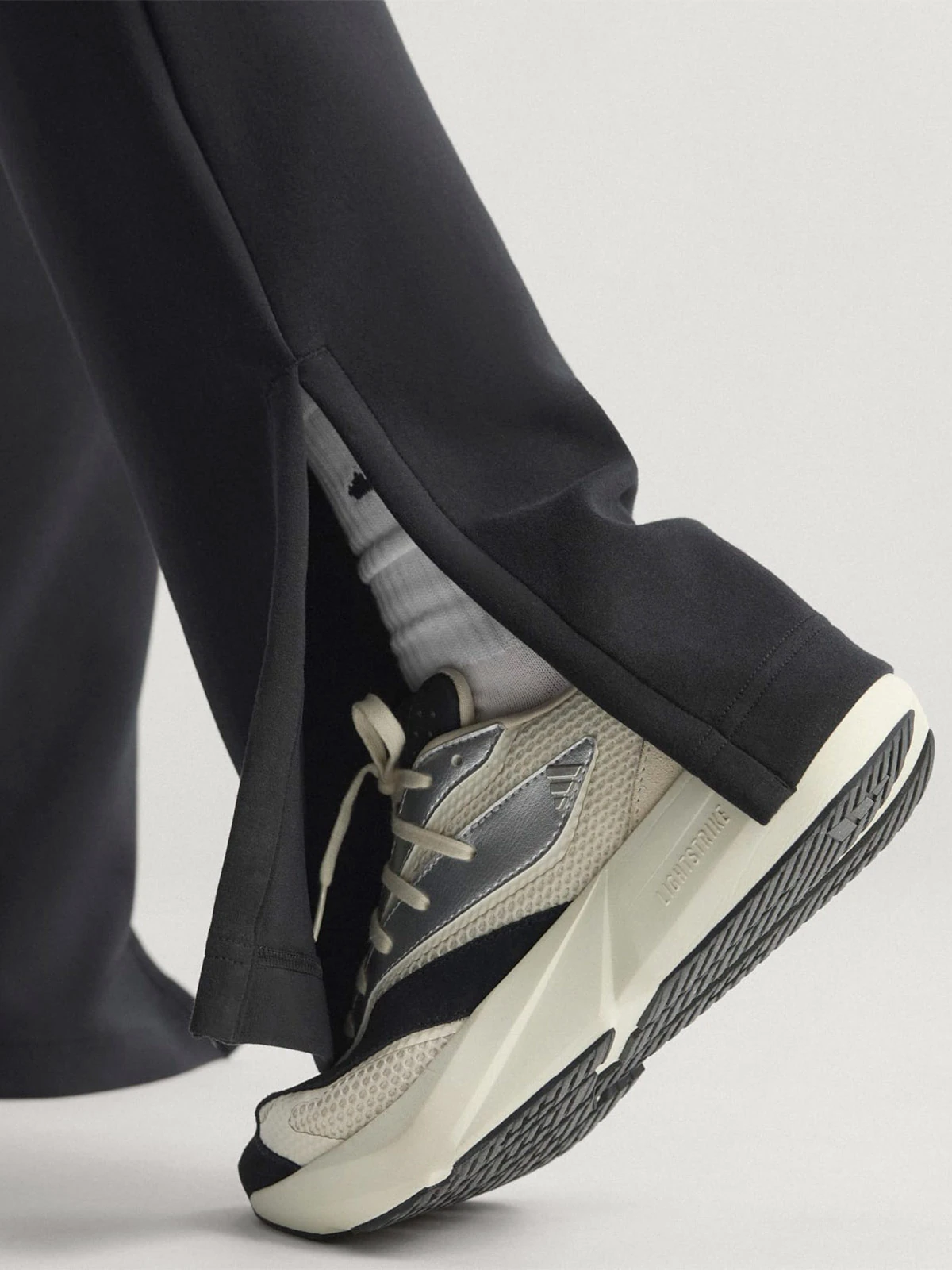 PANTALONES DE BUZO URBANO MUJER ADIDAS SOFT LUX - 8