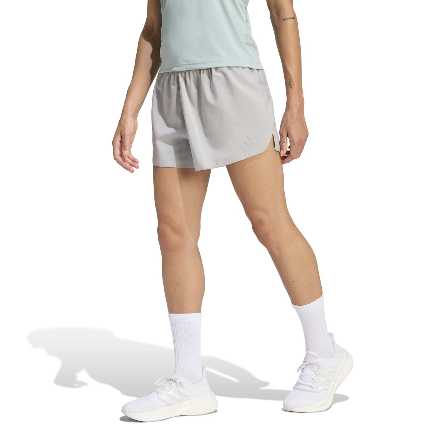SHORT RUNNING MUJER ADIDAS ADI366 - 1