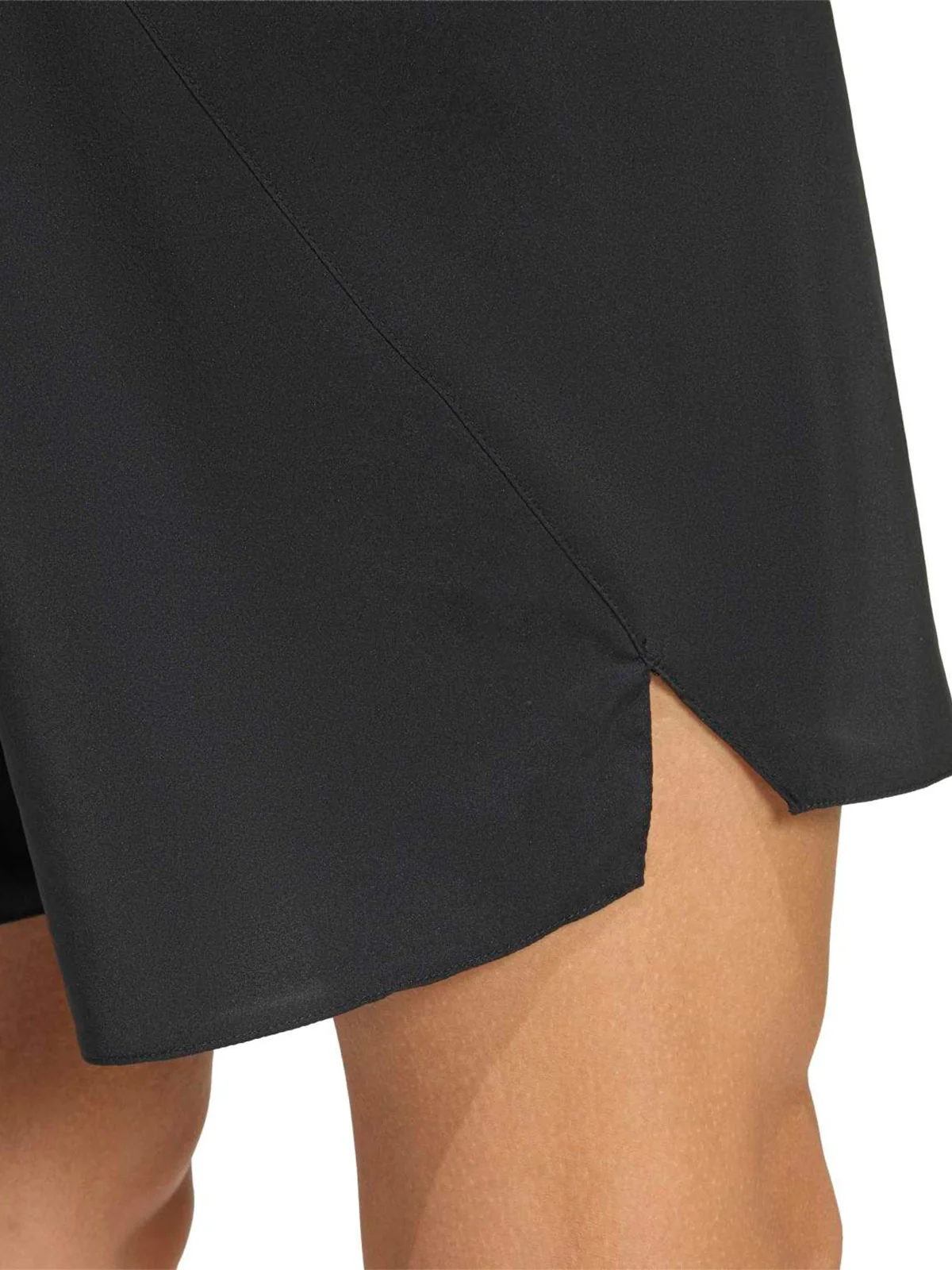 SHORT RUNNING HOMBRE ADIDAS ADI365 ESSENTIALS - 4
