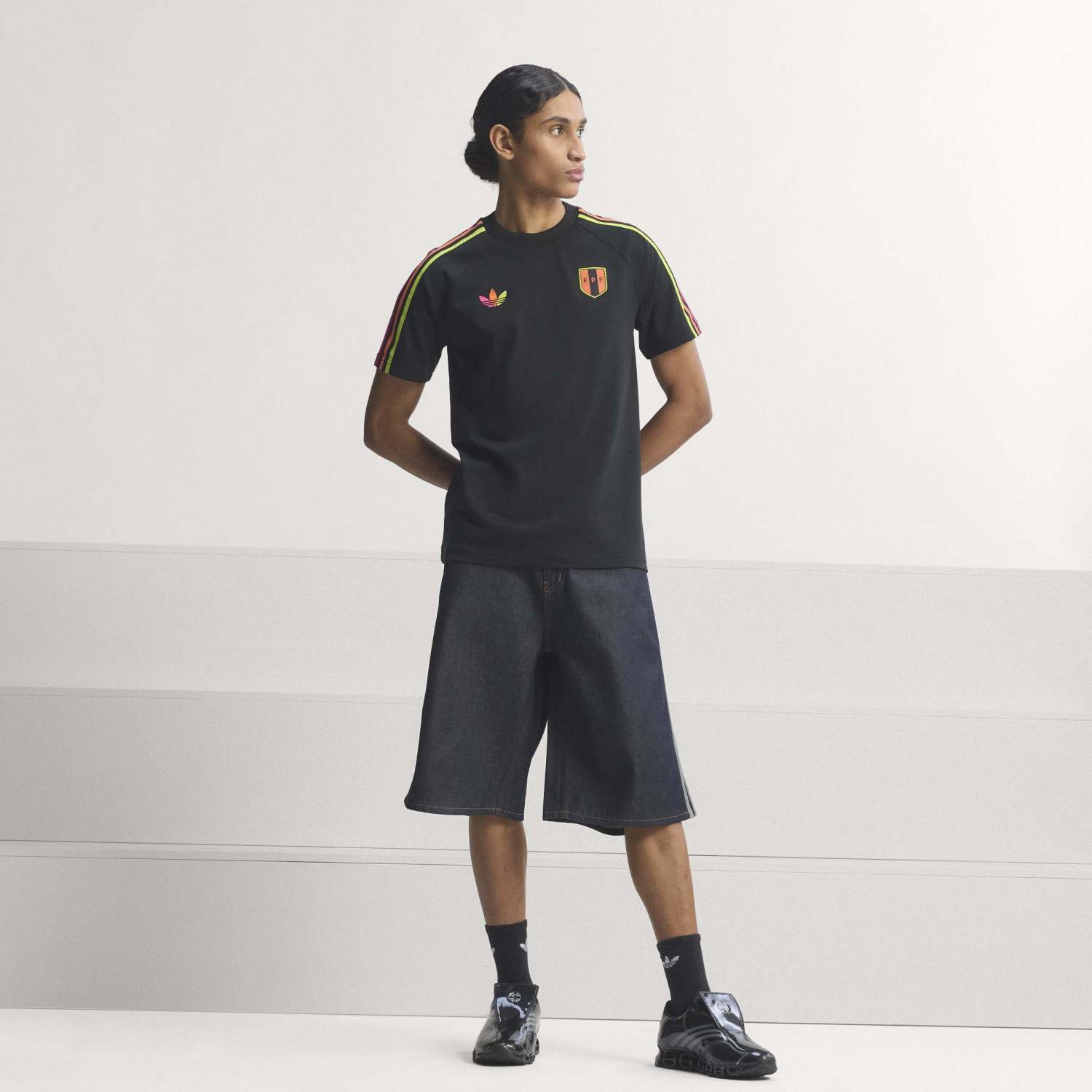CAMISETA DEPORTIVA PERÚ ORIGINALS HOMBRE ADIDAS - 3