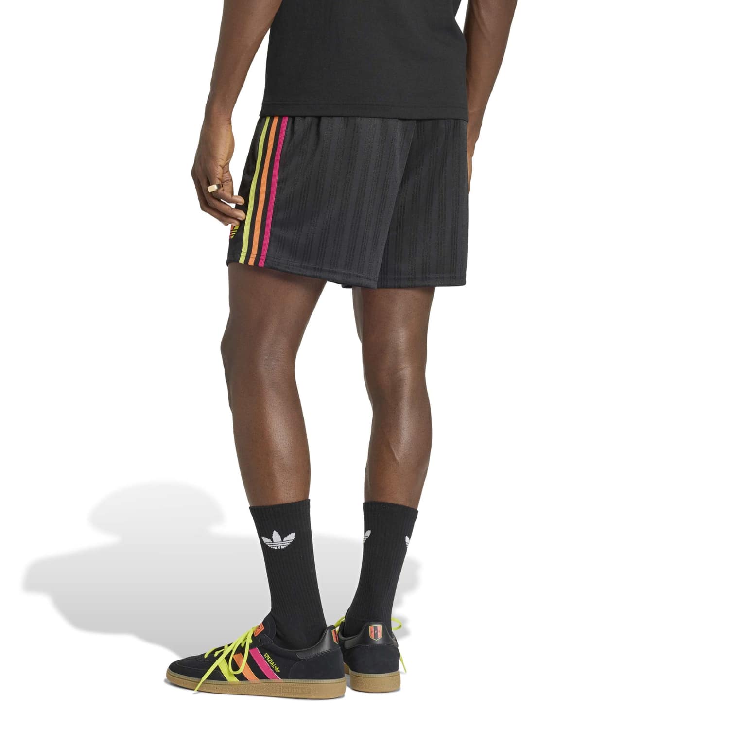SHORT DEPORTIVO ORIGINALS DE PERÚ HOMBRE ADIDAS - 4