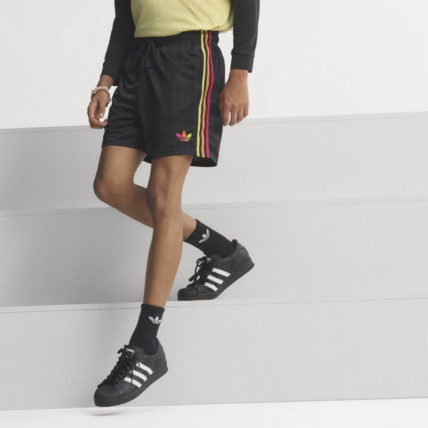 SHORT DEPORTIVO ORIGINALS DE PERÚ HOMBRE ADIDAS - 8
