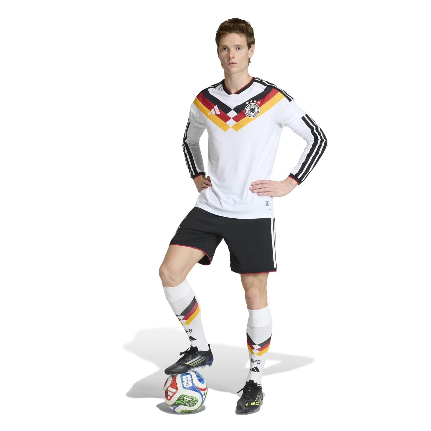 SHORT HOMBRE ADIDAS LOCAL ALEMANIA 26 - 3