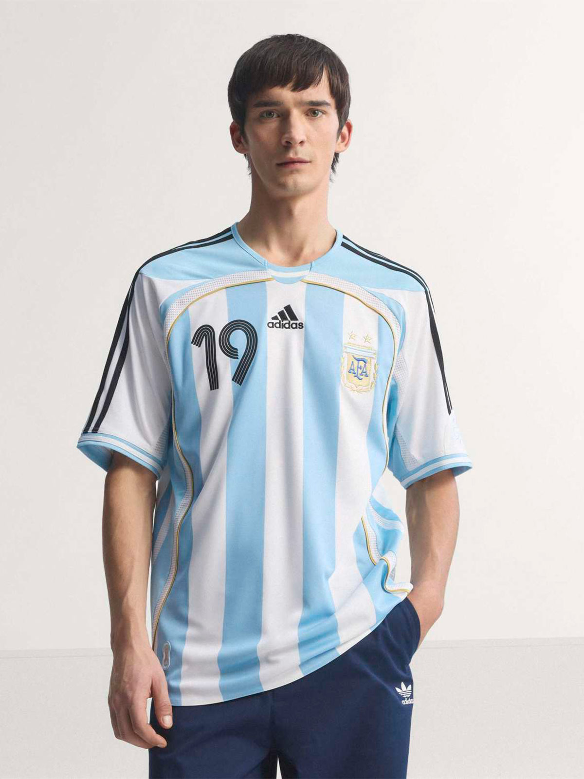 POLO HOMBRE ADIDAS SELECCIÓN ARGENTINA 2006 - 1