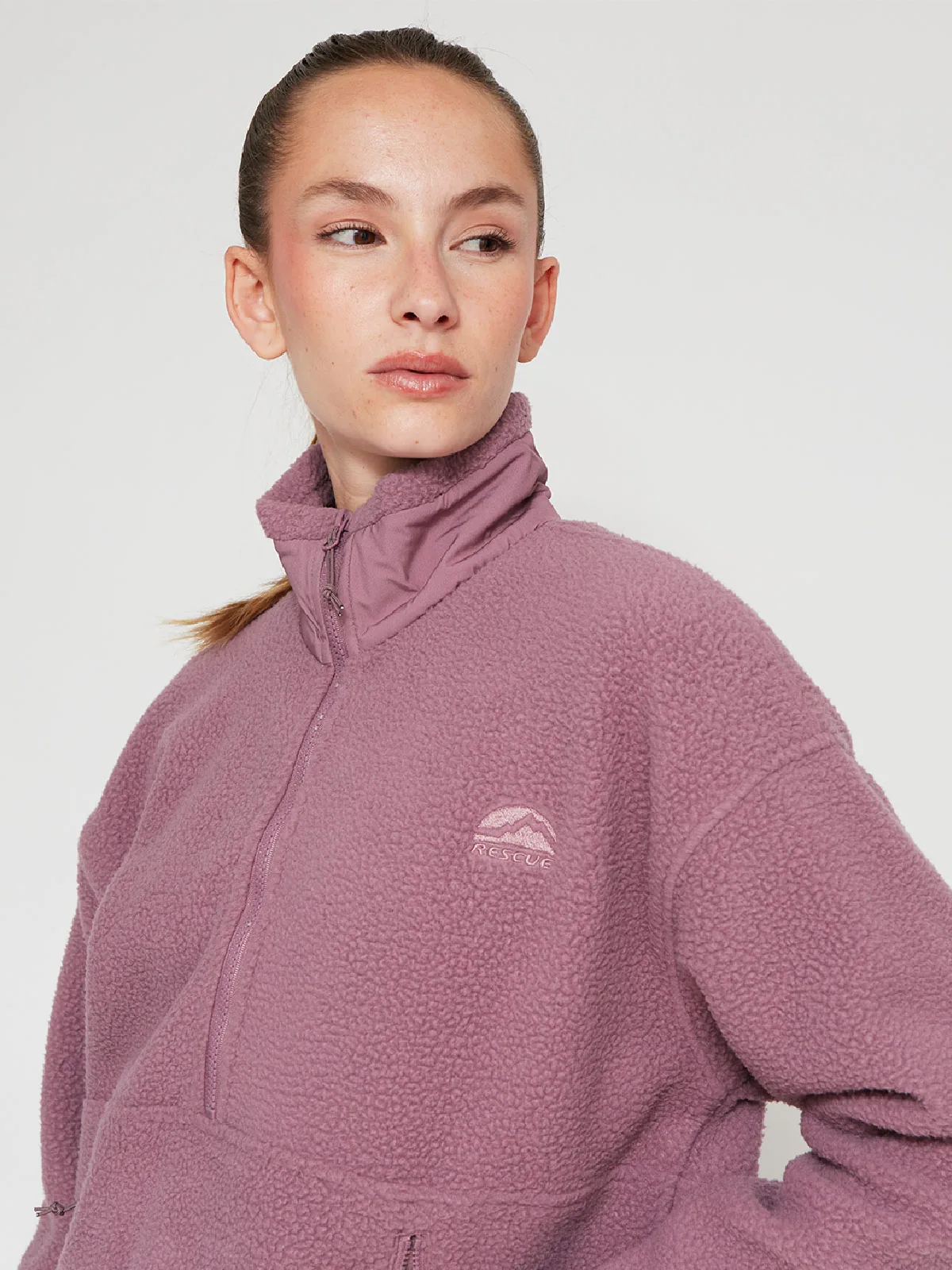 POLERA DEPORTIVA MUJER RESCUE EZIP - 3