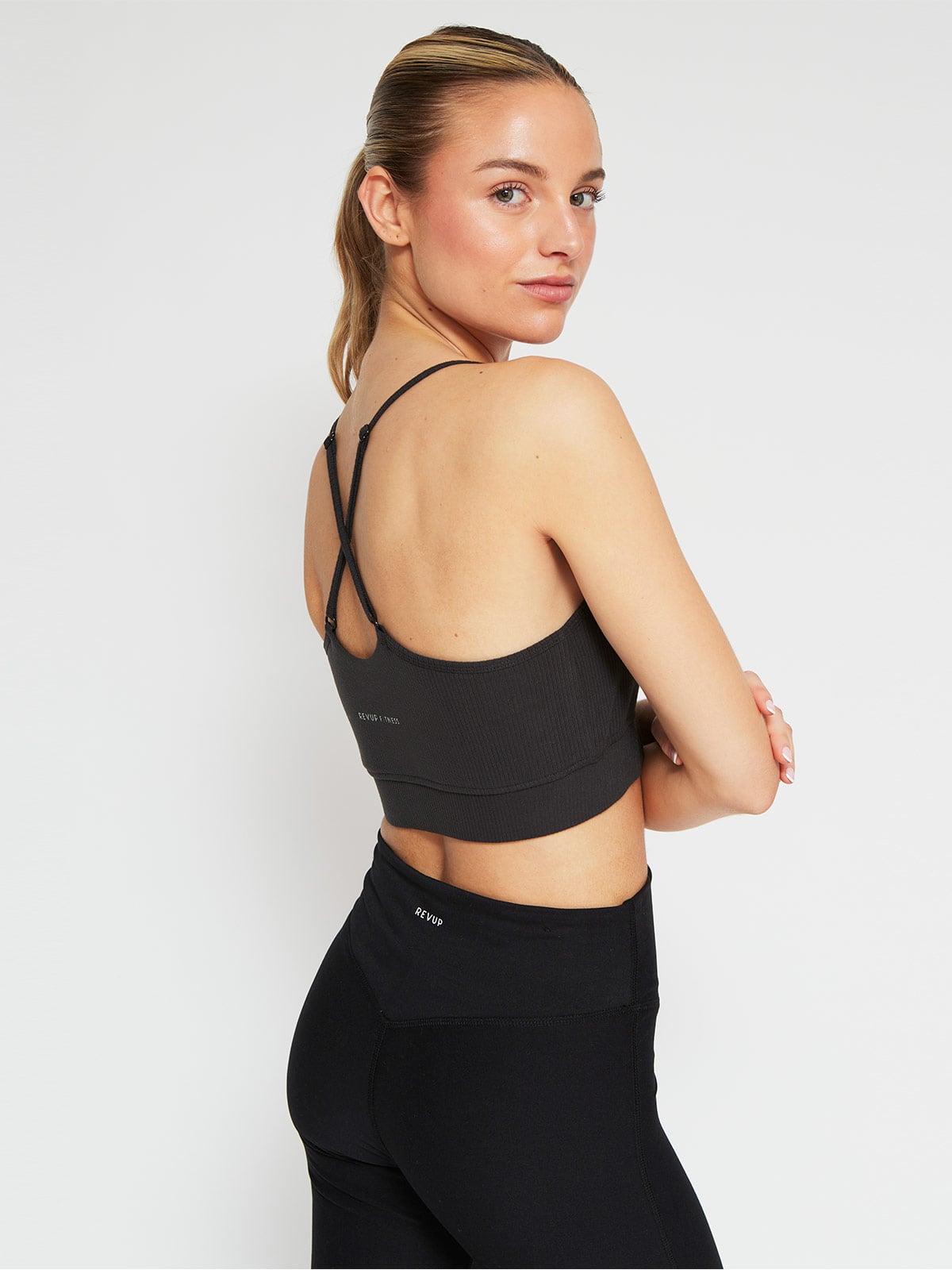 TOP DEPORTIVO MUJER REVUP RIBERA SS26 - 2