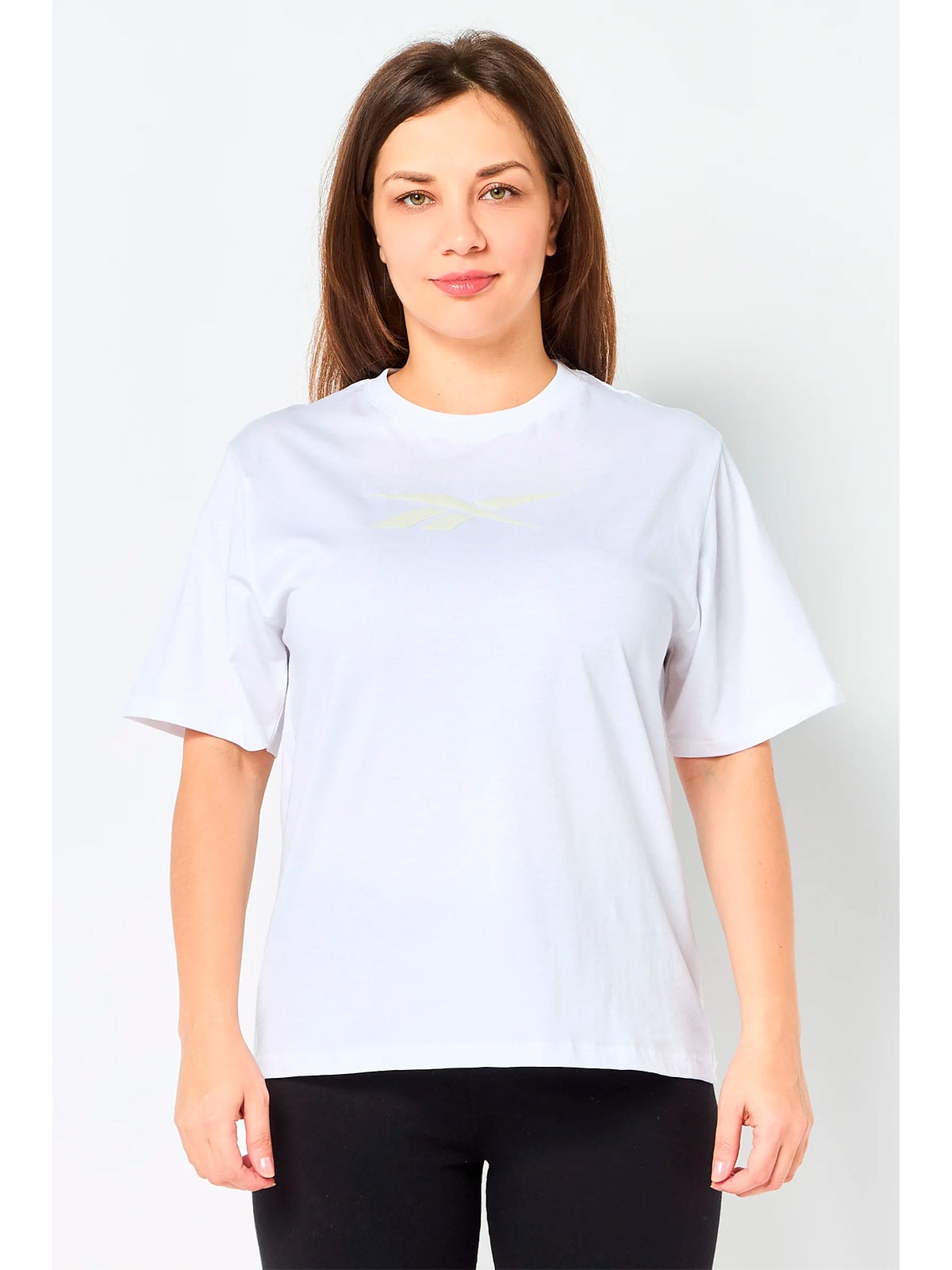 POLERA DEPORTIVA MUJER REEBOK BLANCO W CHEST VECTOR LOGO TEE - 1