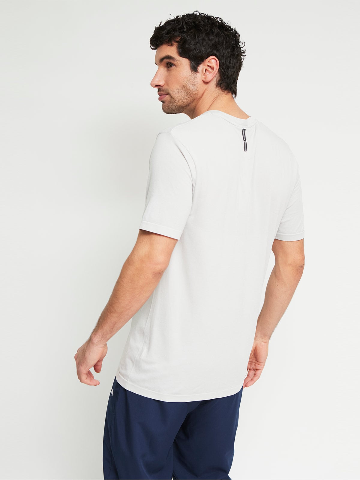 POLERA HOMBRE HEAD BEAMLESS - 2