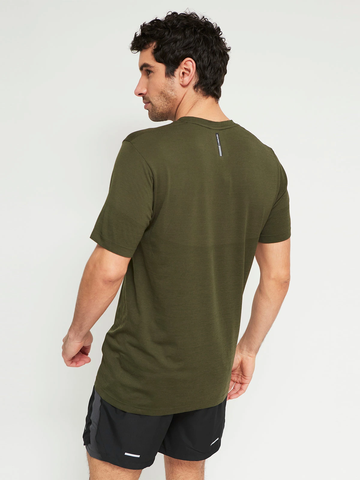 POLERA HOMBRE HEAD BEAMLESS - 2