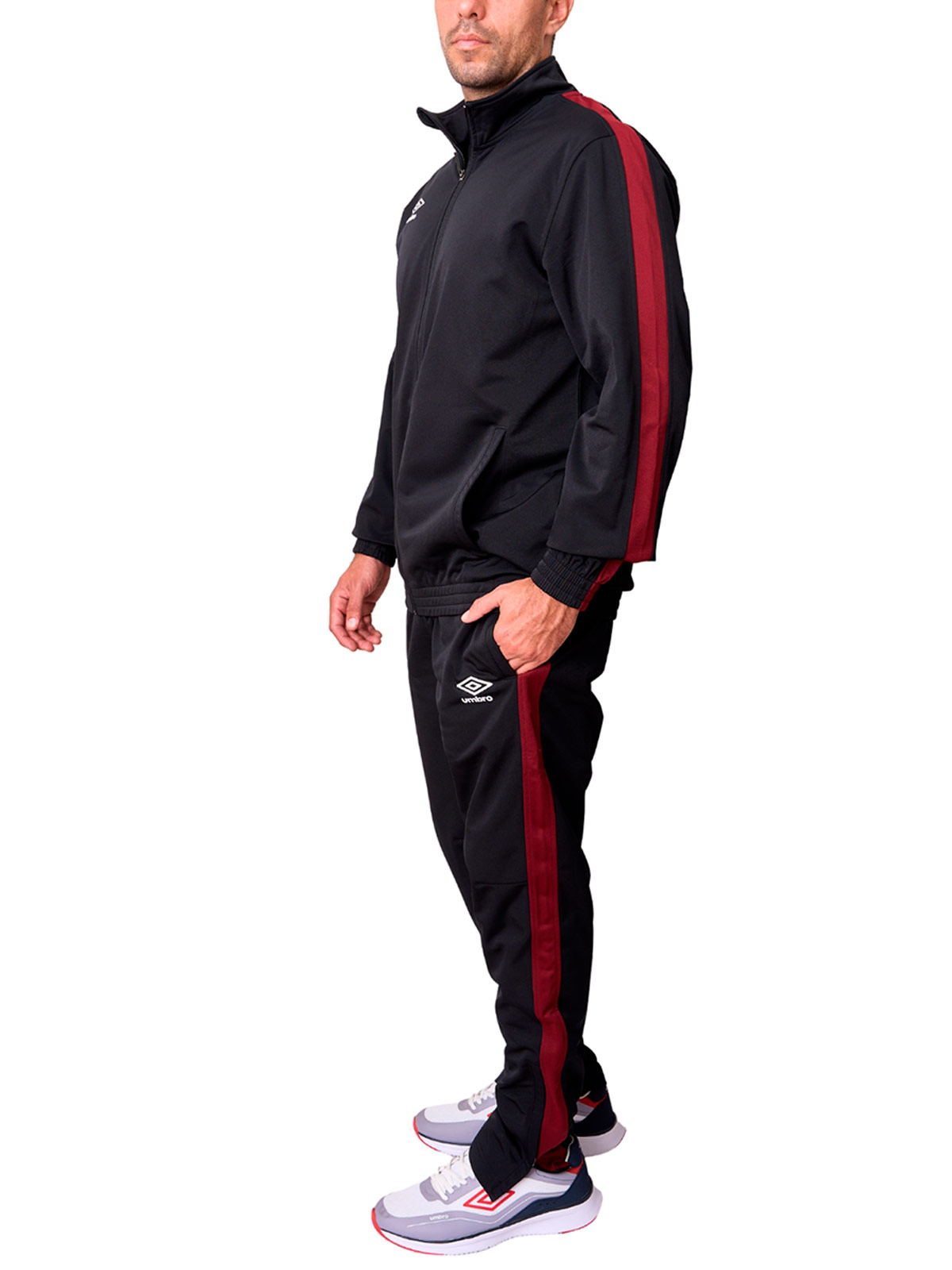 BUZO CONJUNTO DEPORTIVO HOMBRE UMBRO ESSENTIAL BKC - 1