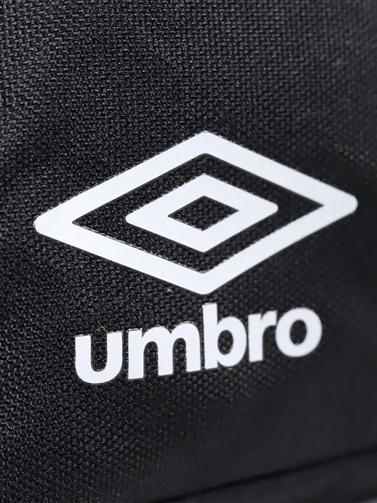CHIMPUNERA DEPORTIVA UNISEX UMBRO - 4