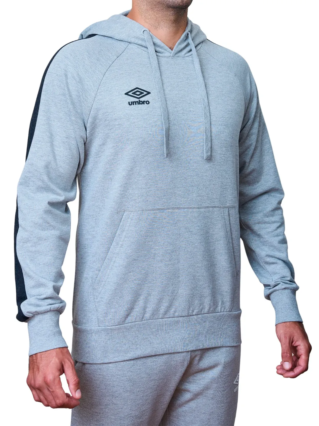 POLERA DEPORTIVA HOMBRE UMBRO ESSENTIAL - 2