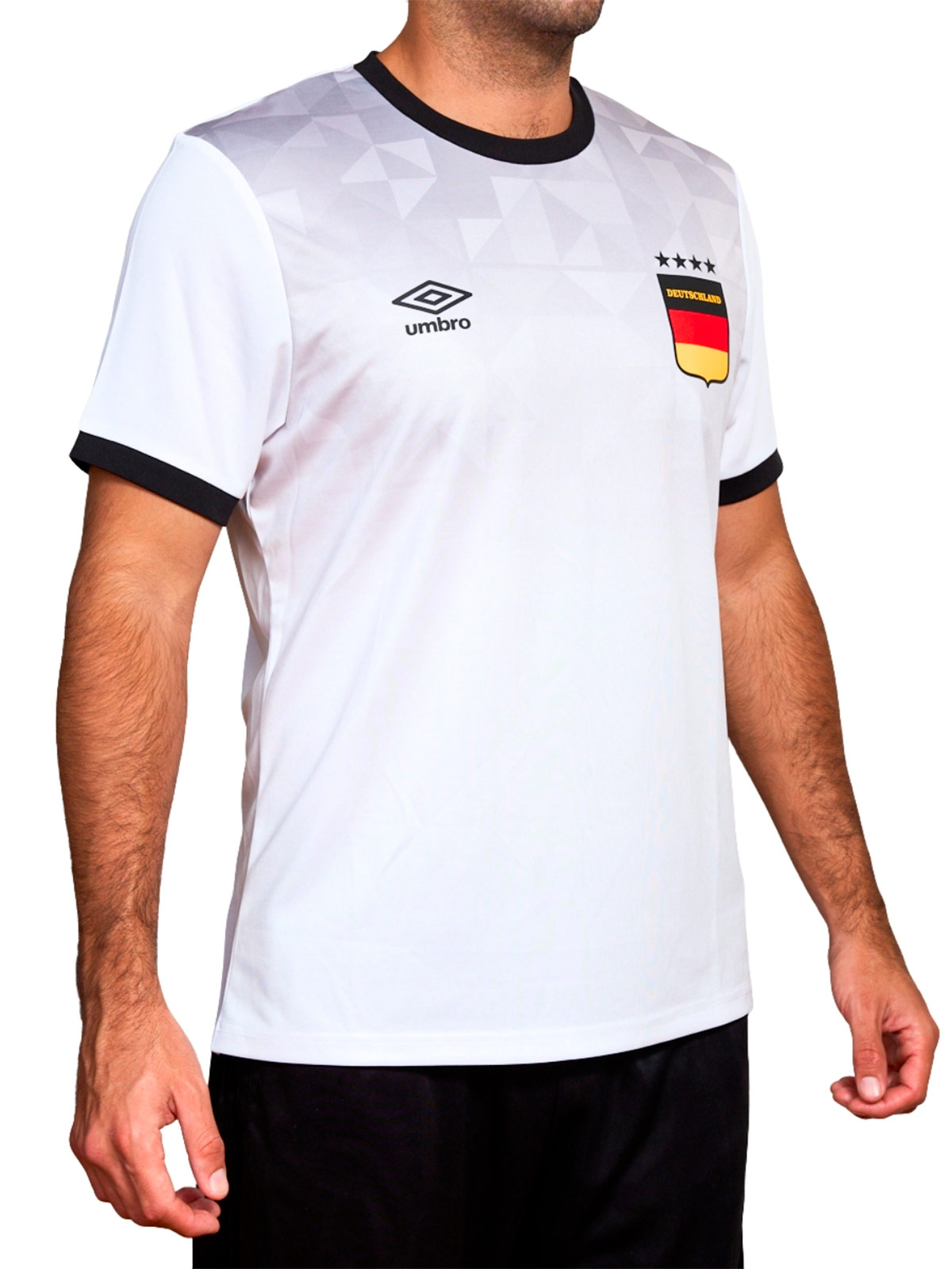 CAMISETA DEPORTIVA HOMBRE UMBRO – COLECCIÓN SELECCIONES - 2