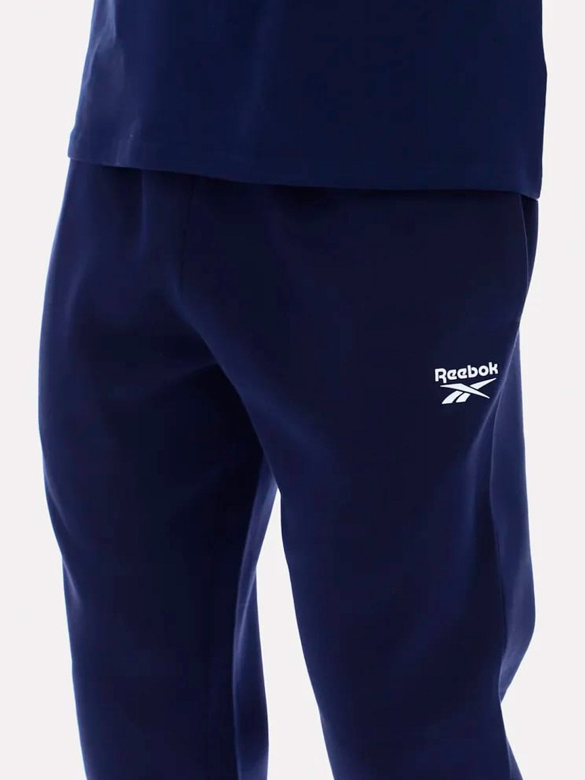 PANTALÓN DE BUZO ALGODÓN HOMBRE REEBOK ANDRE SMALL LOGO CUFFED - 5