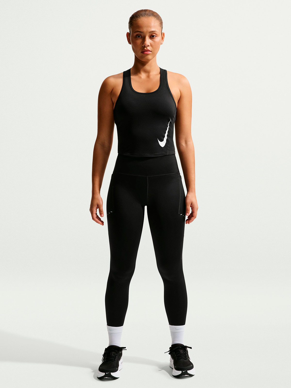 TOP DEPORTIVO MUJER NIKE TEMPO SWOOSH - 1