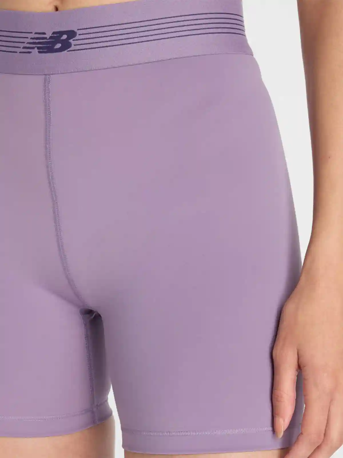 SHORT DEPORTIVO MUJER NEW BALANCE VIOLETA BIKER - 4