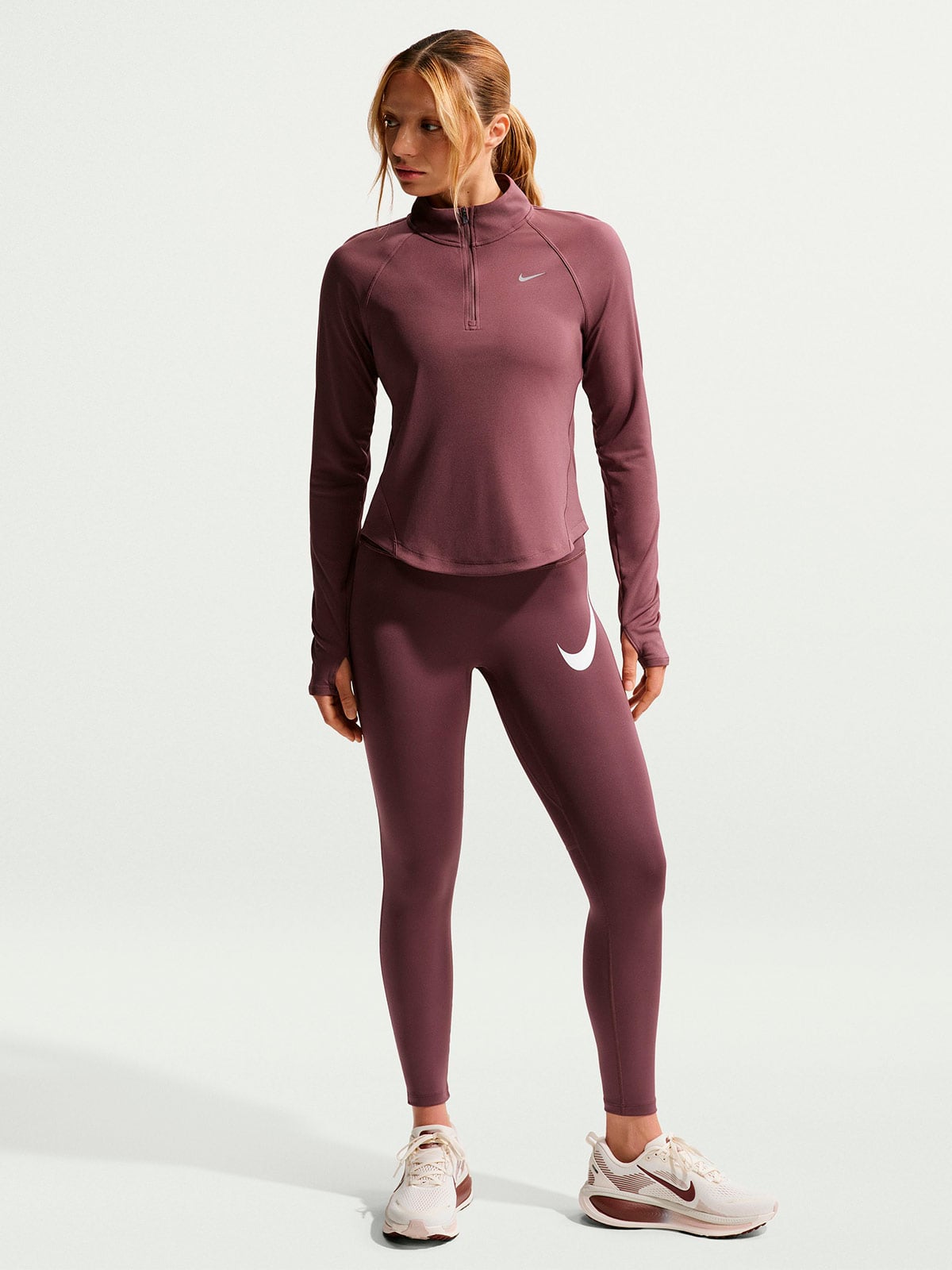 LEGGINS MUJER NIKE MORADO TEMPO - 2