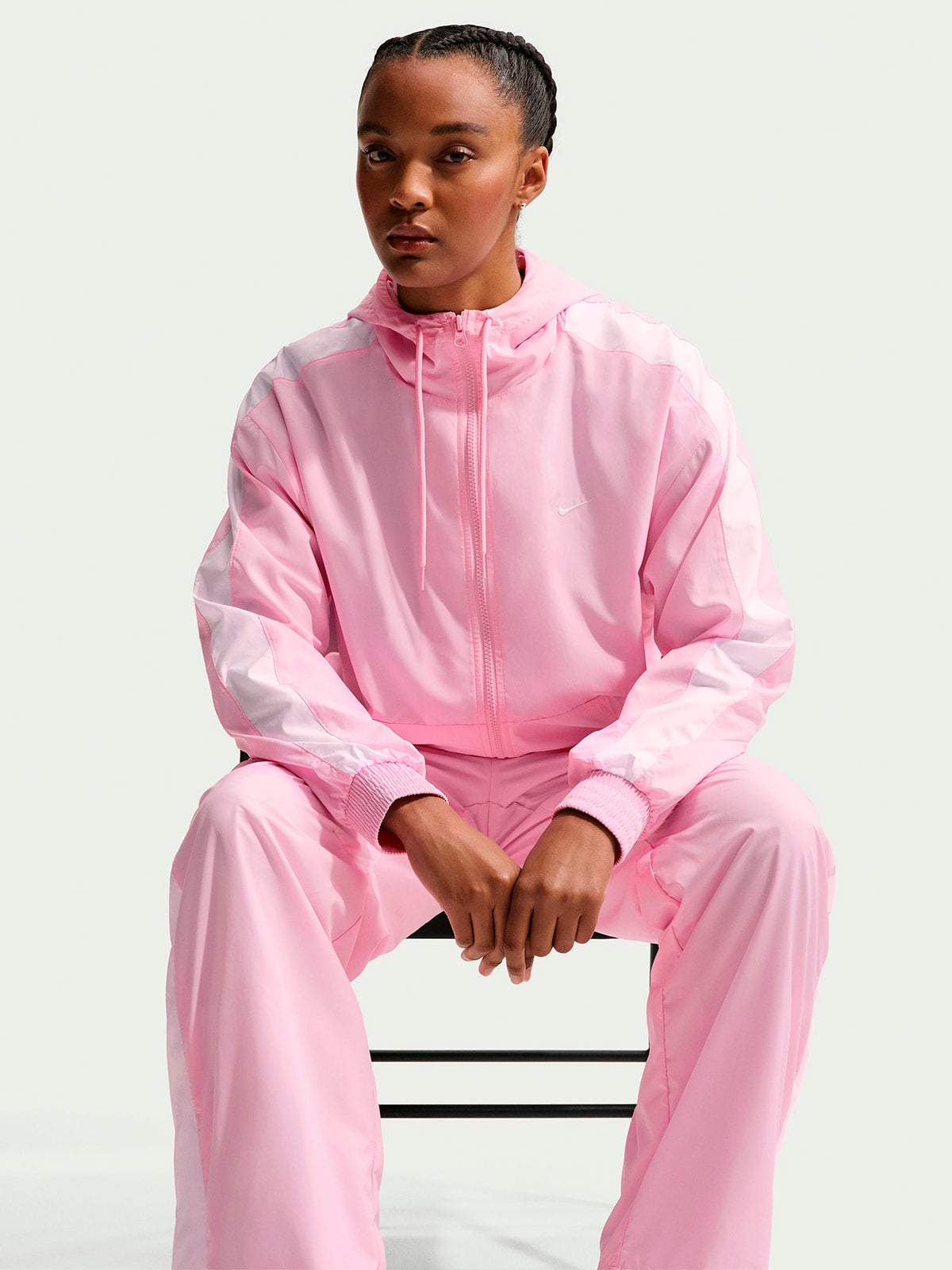 CASACA MUJER NIKE ROSADO ESSENTIAL UV - 3