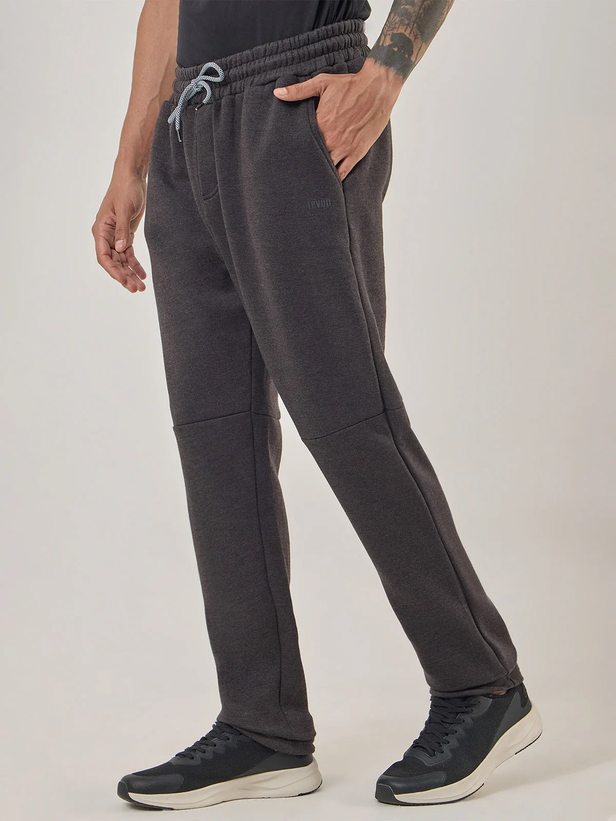 PANTALÓN BUZO SKINNY HOMBRE REVUP - 3