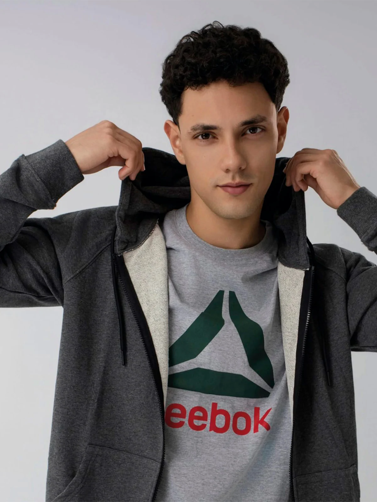 POLERA ALGODÓN HOMBRE REEBOK GRIS OSCURO TERRY HOODIE - 4
