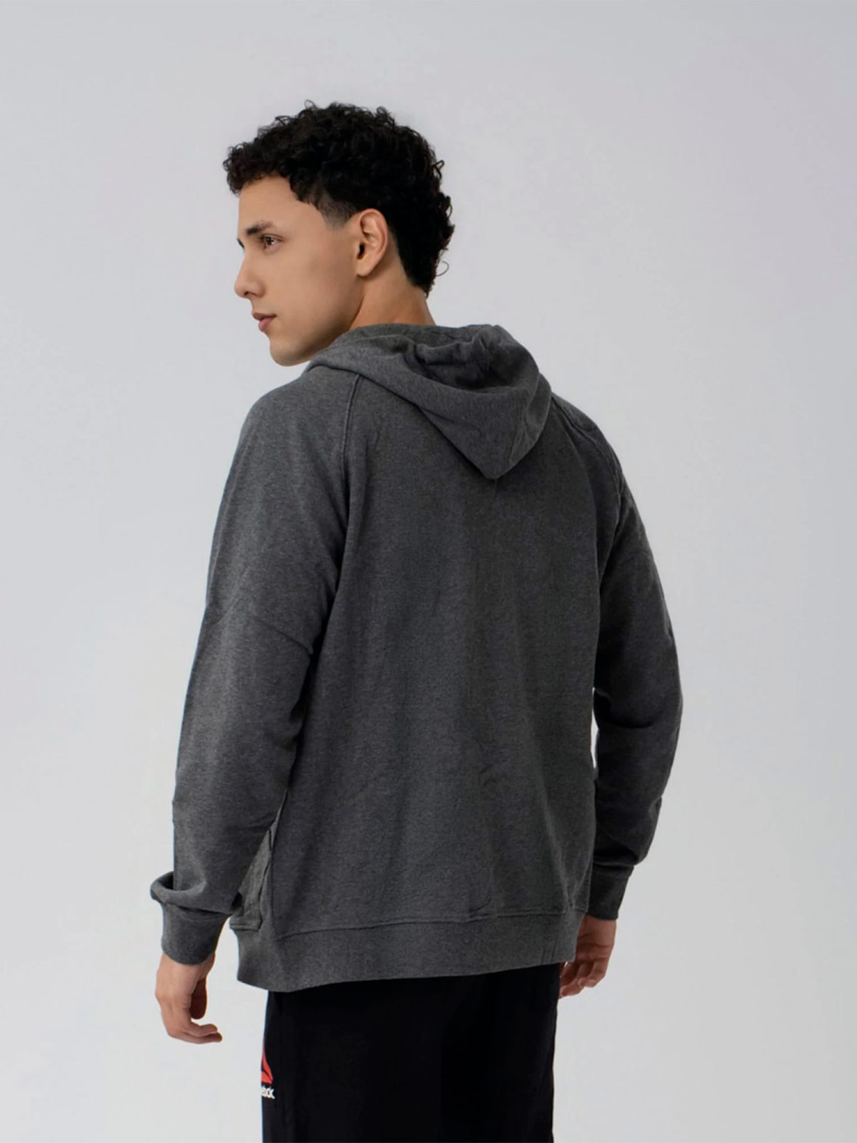 POLERA ALGODÓN HOMBRE REEBOK GRIS OSCURO TERRY HOODIE - 2