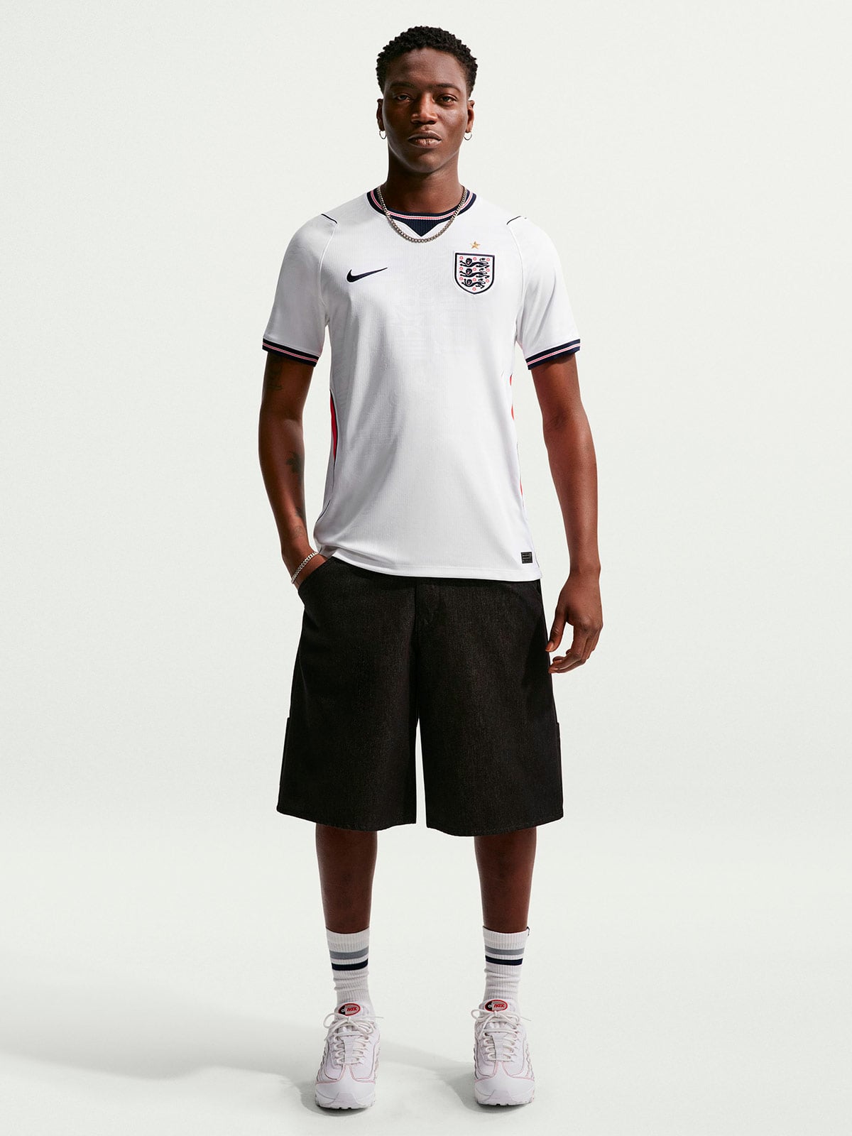 CAMISETA DEPORTIVA LOCAL NIKE INGLATERRA 2026 - 3