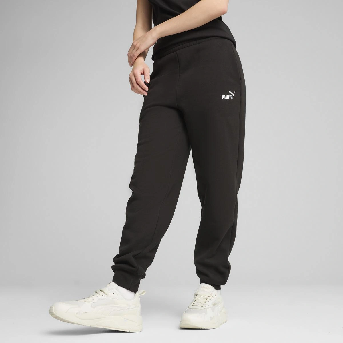 PANTALÓN BUZO MUJER PUMA LOGO COMFORT SWE NEGRO - 5