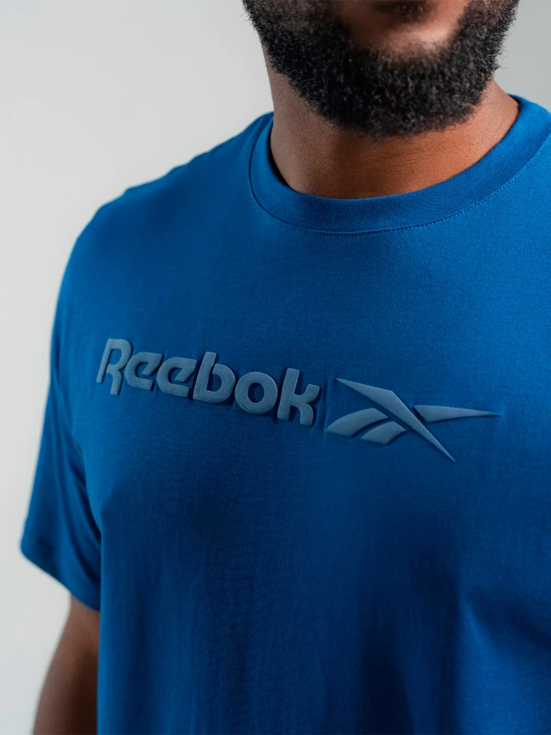 POLO HOMBRE REEBOK BIG LONG LOGO - 4