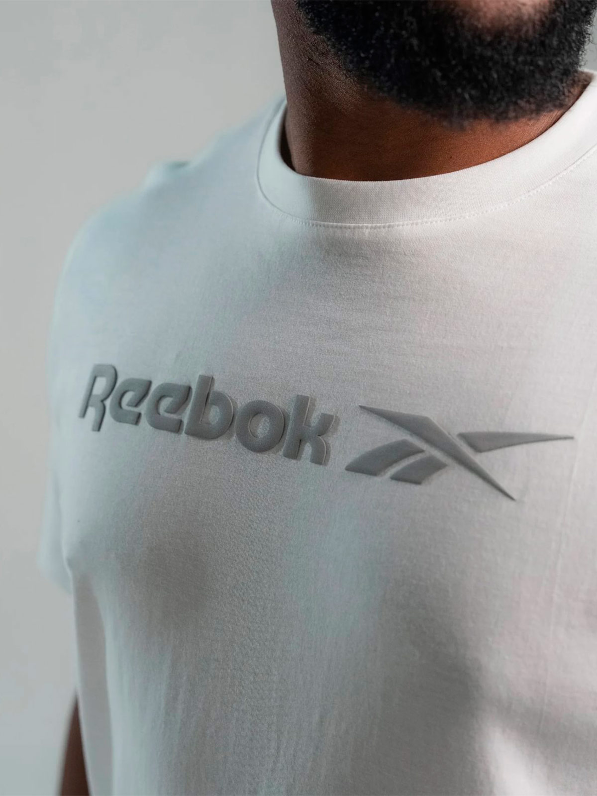 POLO HOMBRE REEBOK BIG LONG LOGO - 4