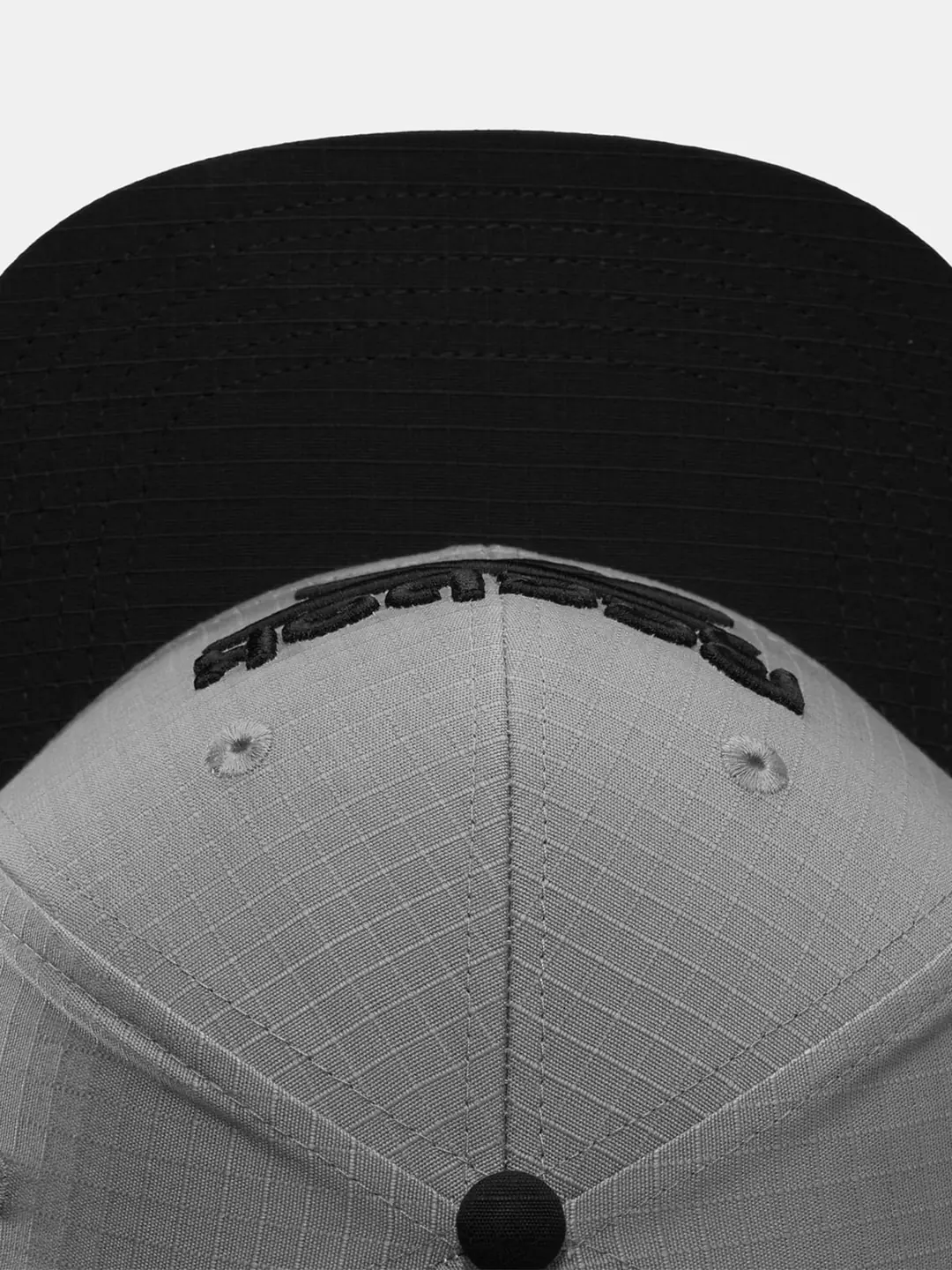 GORRA UNISEX REEBOK GRIS LOCKUP FLAT BRIM - 5