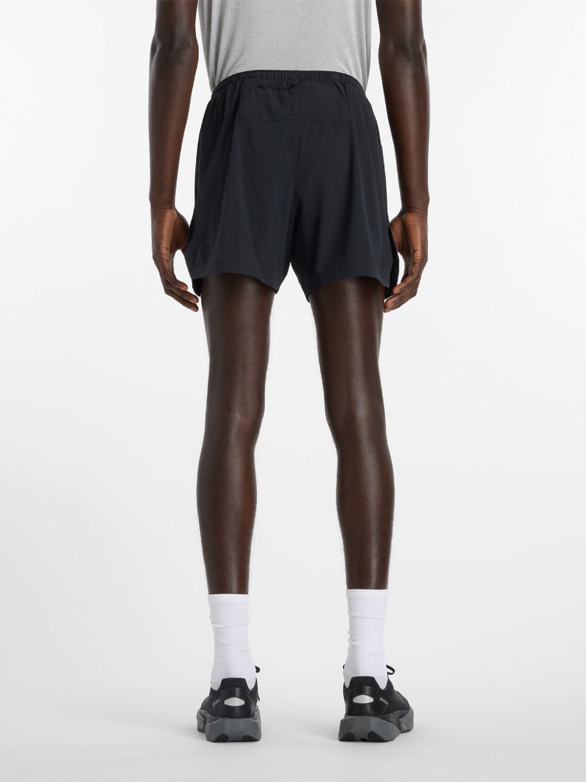 SHORT HOMBRE NEW BALANCE NEGRO - 3