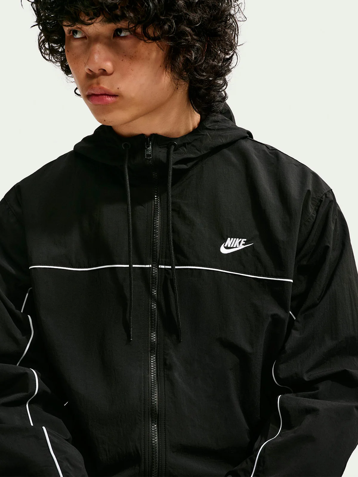 CASACA DEPORTIVA HOMBRE NIKE NEGRO CLUB ATHLETE - 3