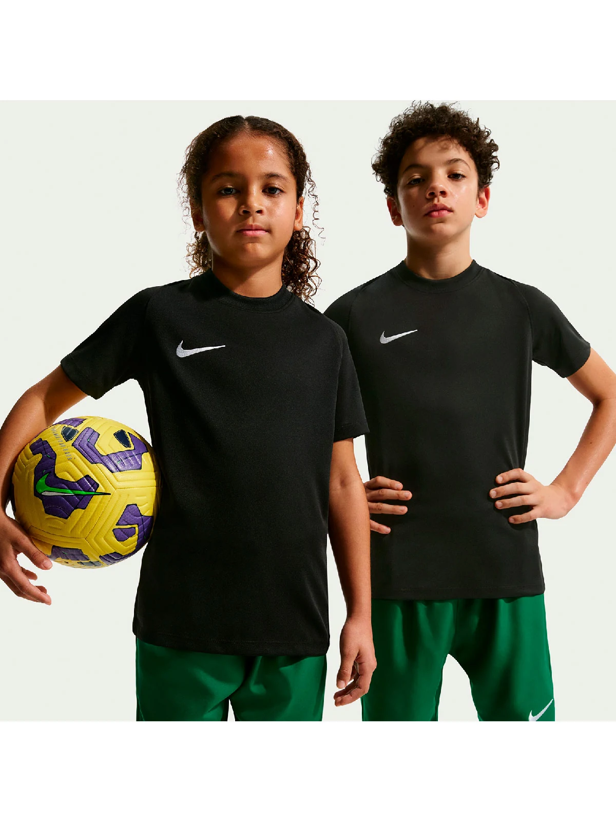 POLO DEPORTIVO INFANTIL NIKE NEGRO VIII - 1