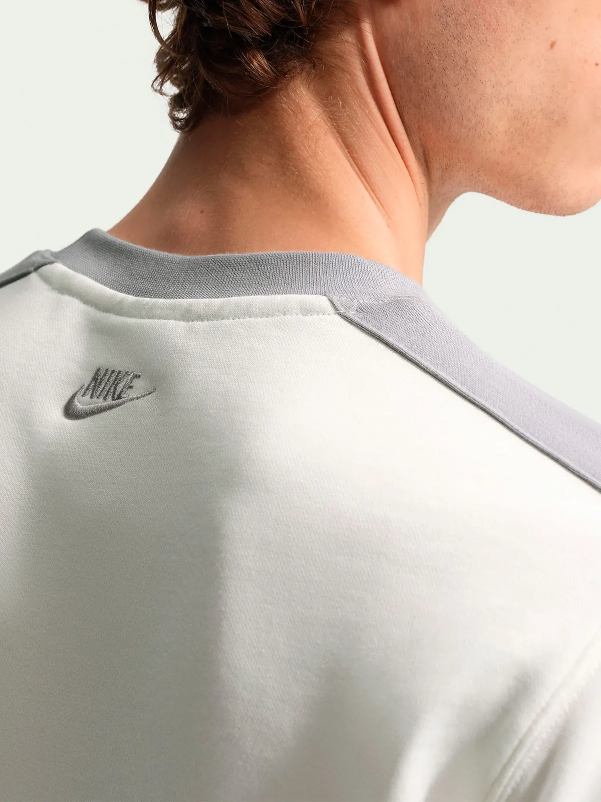 POLO HOMBRE NIKE BLANCO CLUB FT CREW - 4