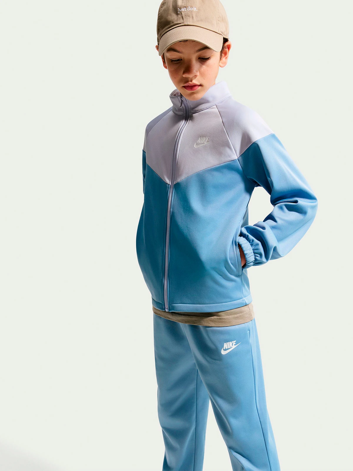 CONJUNTO BUZO NIÑO NIKE CELESTE - 2
