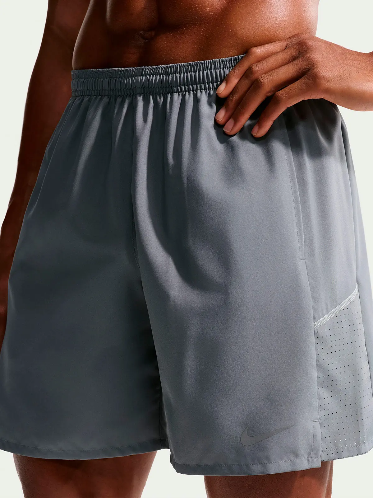 SHORT DEPORTIVO HOMBRE NIKE GRIS MILER - 1