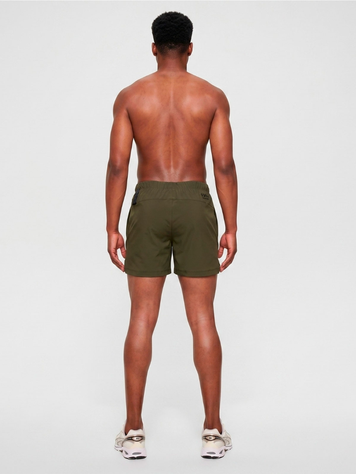 SHORT DEPORTIVO HOMBRE FABLETICS OLIVA THE 5 ONE - 5
