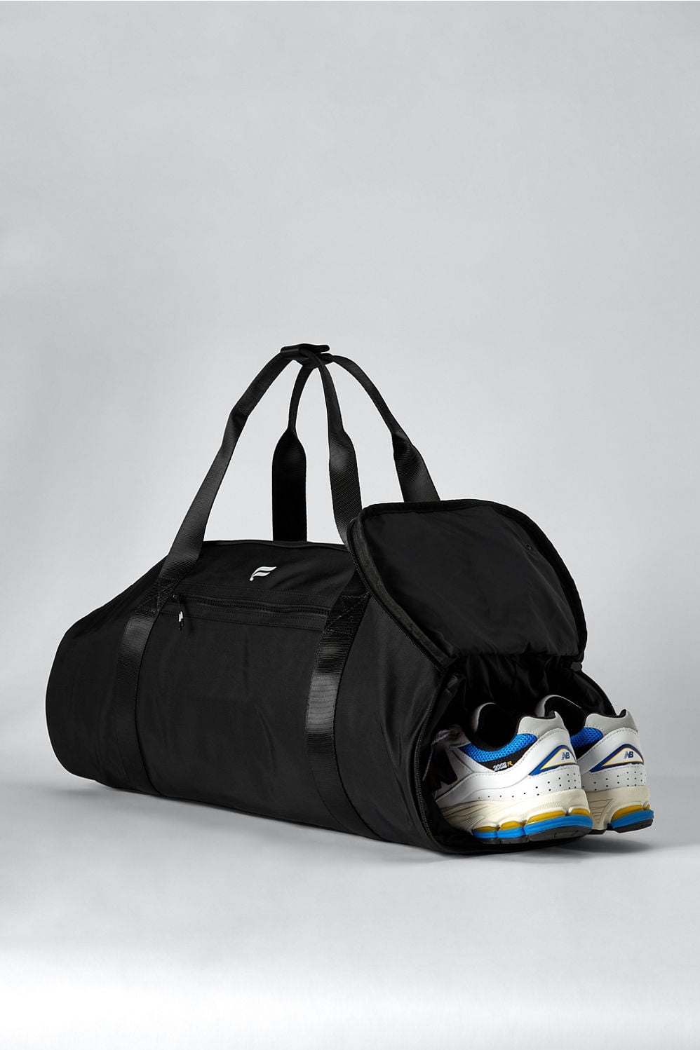 MOCHILA UNISEX FABLETICS NEGRO THE GYM DUFFLE - 2