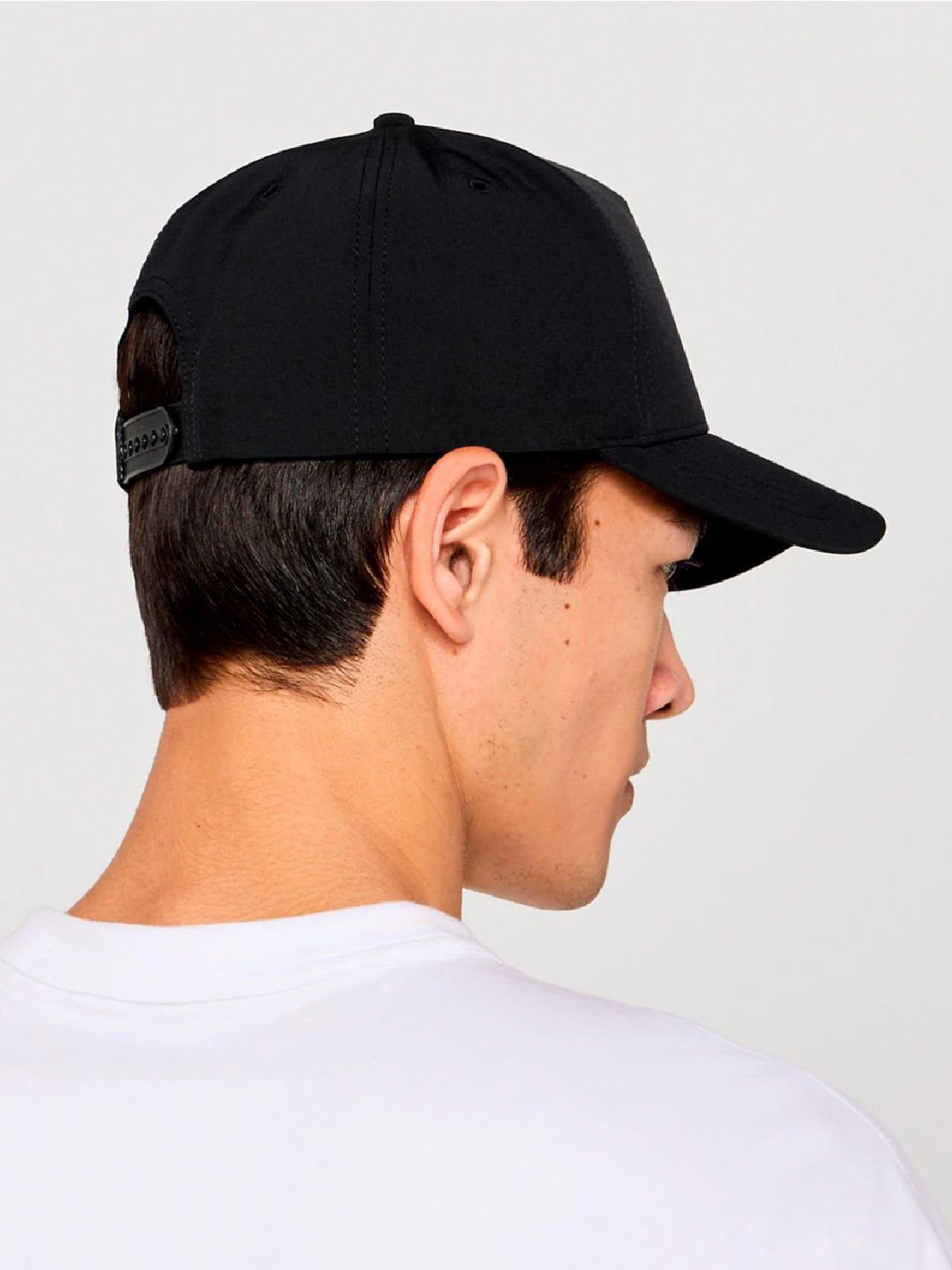 GORRA UNISEX FABLETICS NEGRO THE FUNDAMENTAL TRUCKER - 4