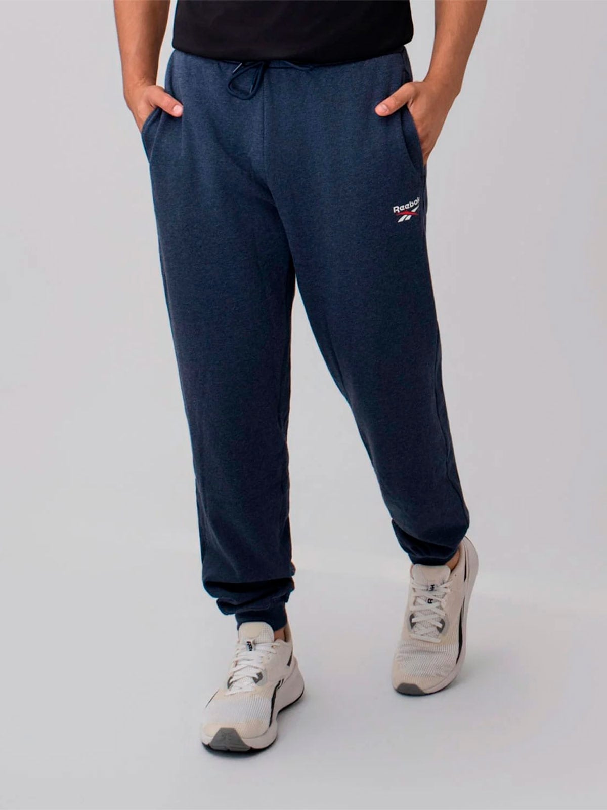 PANTALÓN BUZO ALGODÓN HOMBRE REEBOK AZUL CUFF - 1