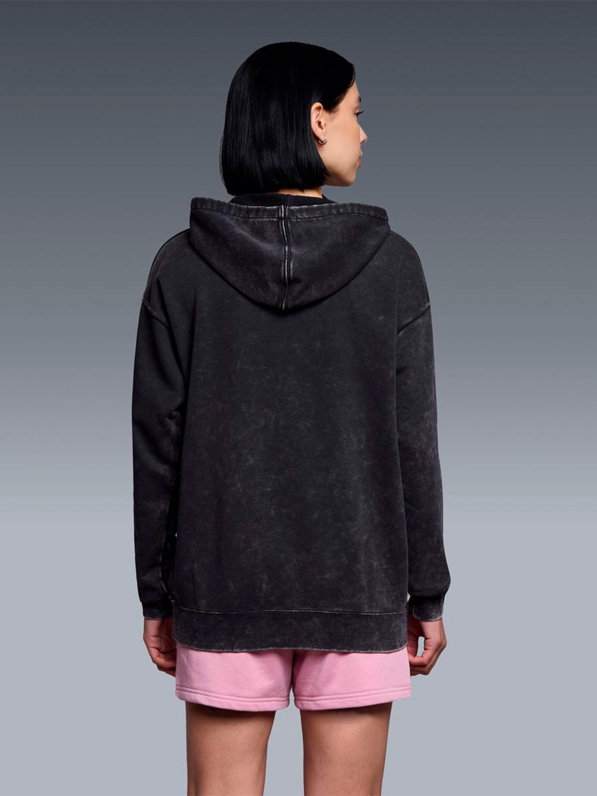 POLERA DEPORTIVA MUJER PUMA NEGRO RELAXED - 4