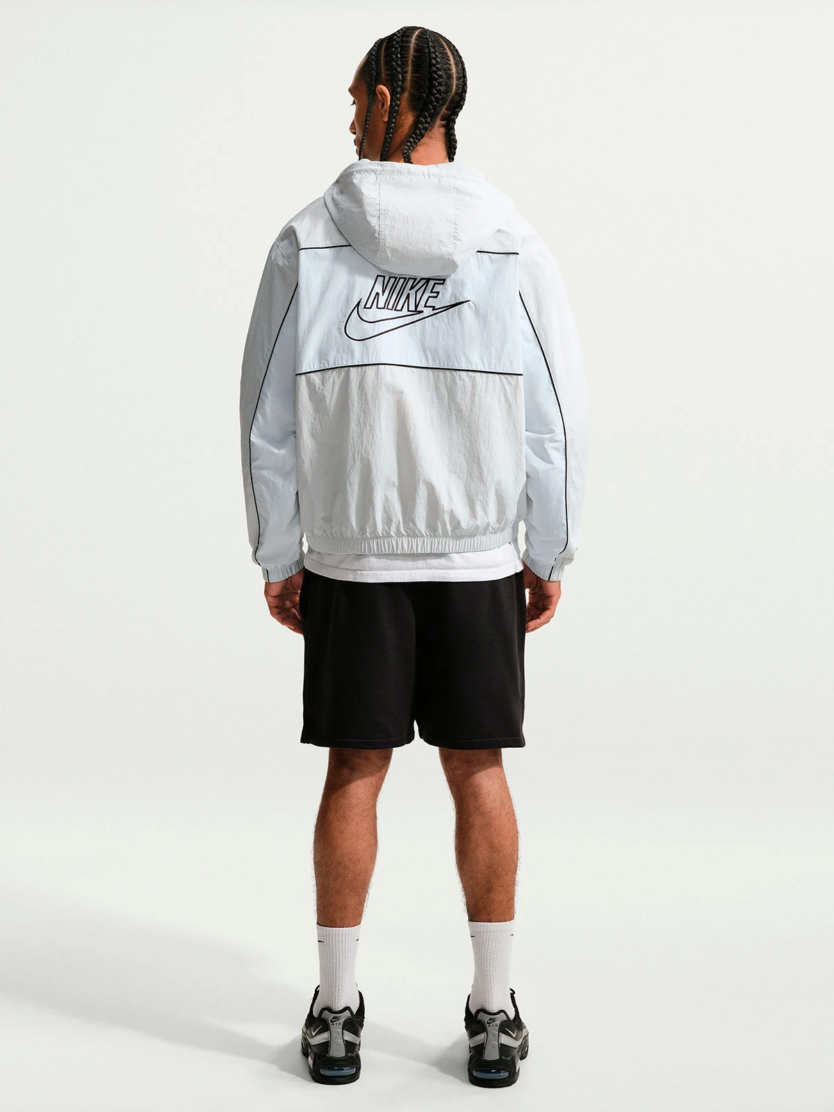 CASACA DEPORTIVA HOMBRE NIKE GRIS CLUB ATHLETE - 2